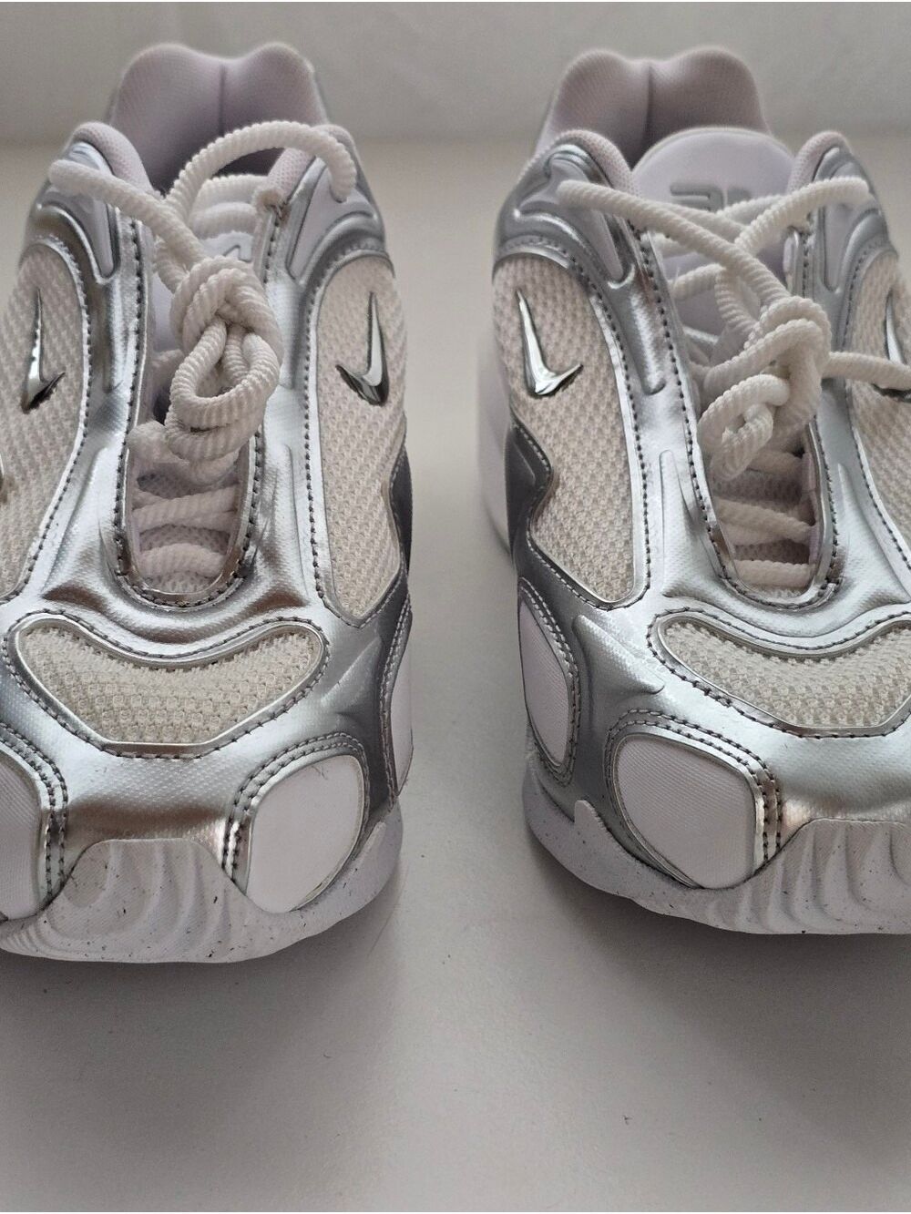 Nike Air Max Muse Metallic Silver Pure Platinum Sneakers Women’s Size 7 NWOT - Picture 9 of 16
